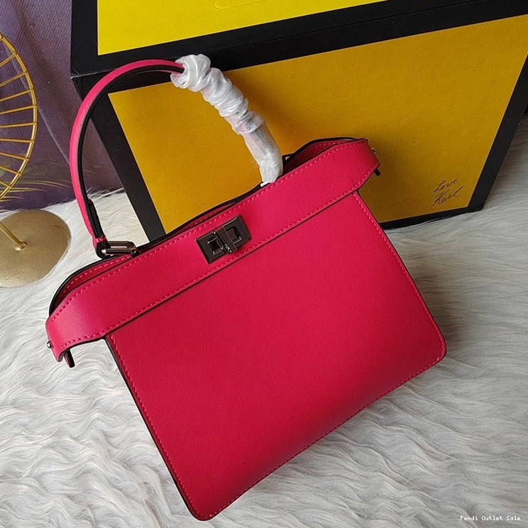 Affordable Fendi Petite Nappa Peekaboo Bag Leather In ISeeU Rose 0816